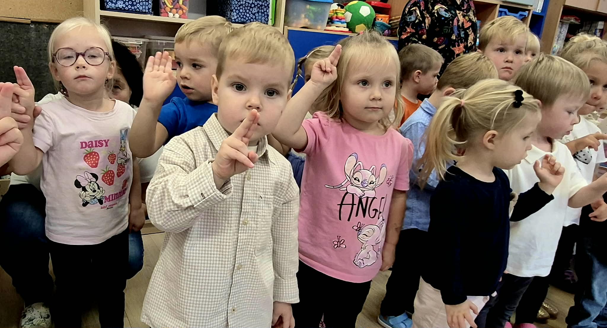 Pasowanie nowych dzieci na przedszkolaków