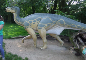 Figura dinozaura - iguanodona.
