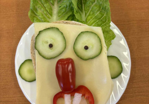 Praca konkursowa "Kreatywnie na talerzu".