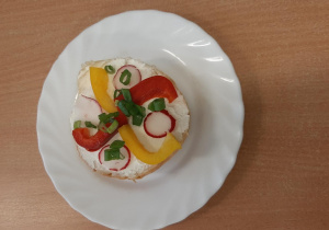 Praca konkursowa "Kreatywnie na talerzu".