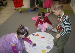 Konkurs, ozdabianie balona.