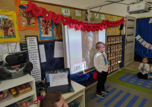 Zabawa "Zgadnij czyj to wnuk?".