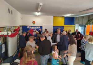 Zabawa taneczna z dziadkami.