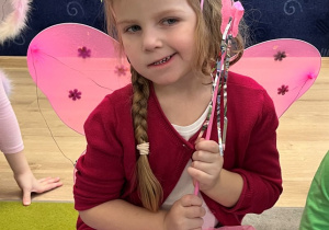 Dziecko w przebraniu.