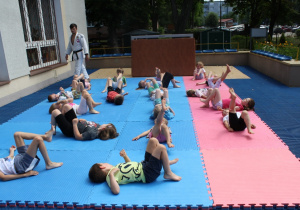 Zajęcia z trenerem judo.