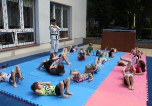 Zajęcia z trenerem judo.