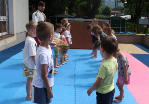 Zajęcia z trenerem judo.