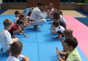 Zajęcia z trenerem judo.