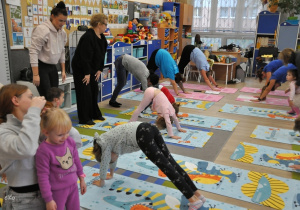 Zajęcia jogi.